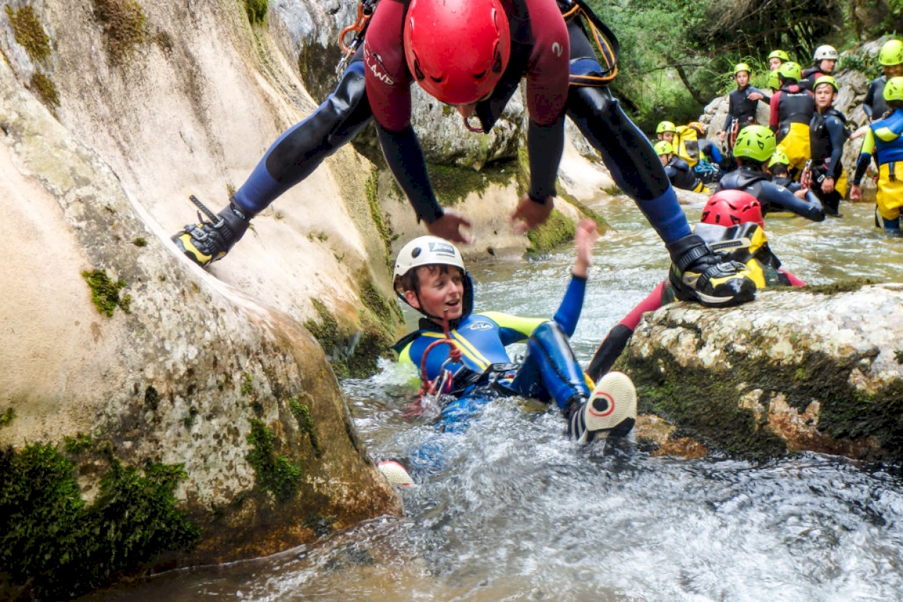 Campamentos multiaventura y naturaleza